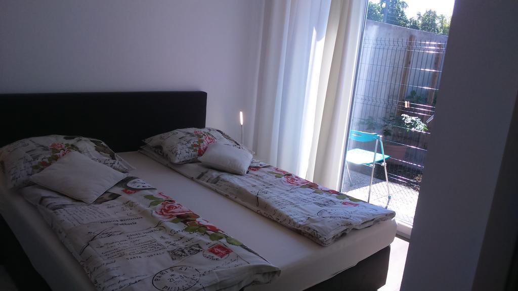 Vila Ema Apartments And Rooms Ljubljana Ngoại thất bức ảnh